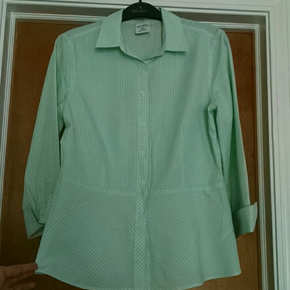 Brooks Brothers Non-iron Dress shirt